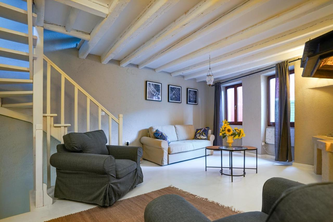 Deluxe Apartment Casa Flores With Sea View & Terrace Rovinj Exterior photo